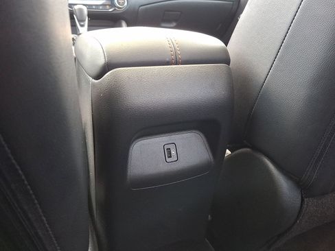 Certified 2023 Nissan Sentra SR w/ SR Premium Package FWD image 12