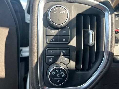 Used 2022 Chevrolet Silverado 1500 LTZ w/ LTZ Premium Package AWD/4WD image 16