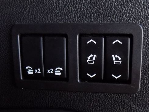 Used 2019 GMC Yukon Denali AWD/4WD image 28