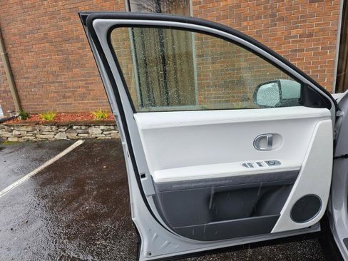 Used 2023 Hyundai Ioniq 5 SEL image 32