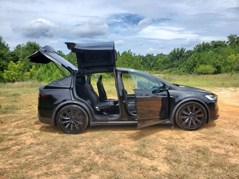 Used 2022 Tesla Model X Plaid AWD/4WD image 49