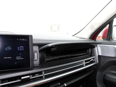 Used 2025 Hyundai Santa Fe SEL FWD image 21
