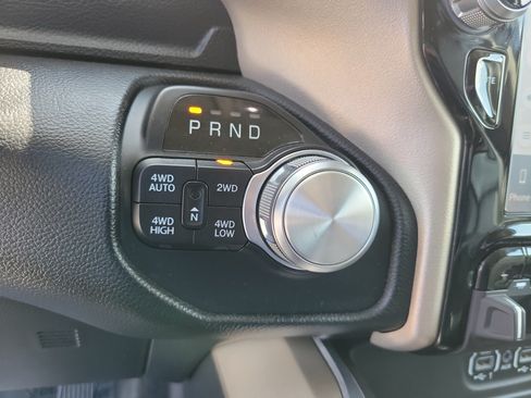 Used 2022 RAM 1500 Laramie AWD/4WD image 24