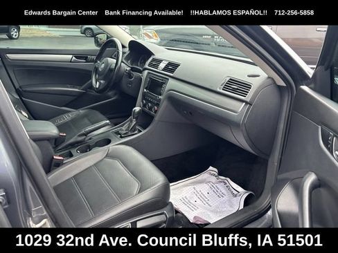 Used 2015 Volkswagen Passat 1.8T S FWD image 11