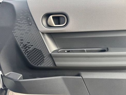 New 2026 MINI Cooper 2-Door Hardtop FWD image 27