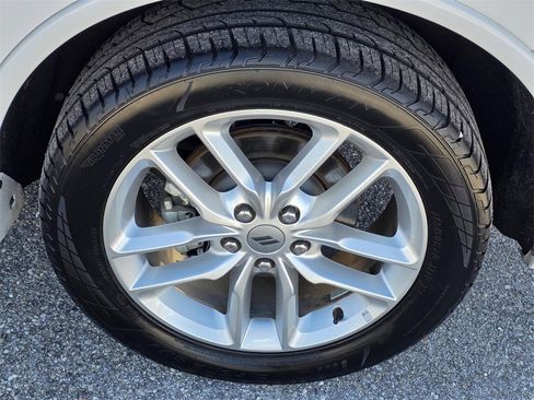 Used 2024 Dodge Durango GT image 39