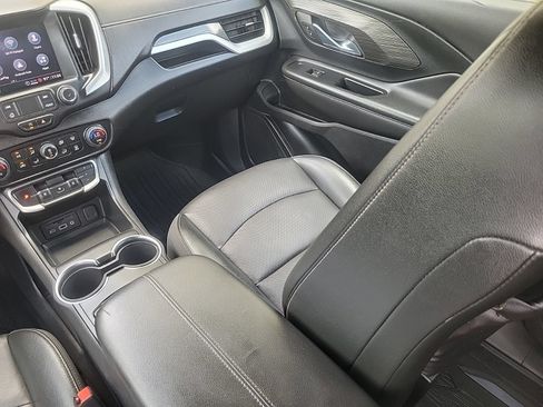Used 2023 GMC Terrain SLT FWD image 16