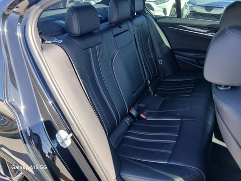 Used 2017 BMW 530i RWD image 16