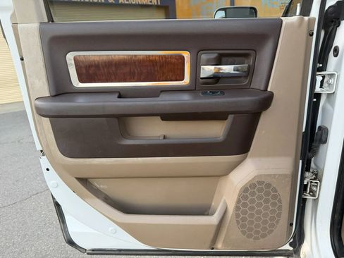 Used 2012 RAM 2500 Laramie w/ HD Snow Plow Prep Group image 12