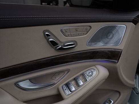 Used 2018 Mercedes-Benz S 450 S 450 Sedan image 17