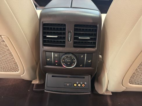 Used 2017 Mercedes-Benz GLS 550 4MATIC image 28