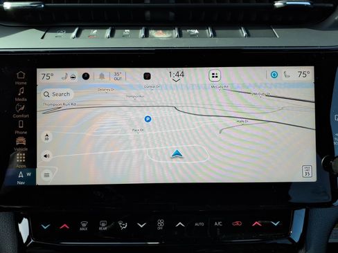 New 2026 Jeep Grand Cherokee Altitude AWD/4WD image 9