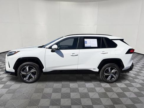 Used 2025 Toyota RAV4 SE AWD/4WD image 5