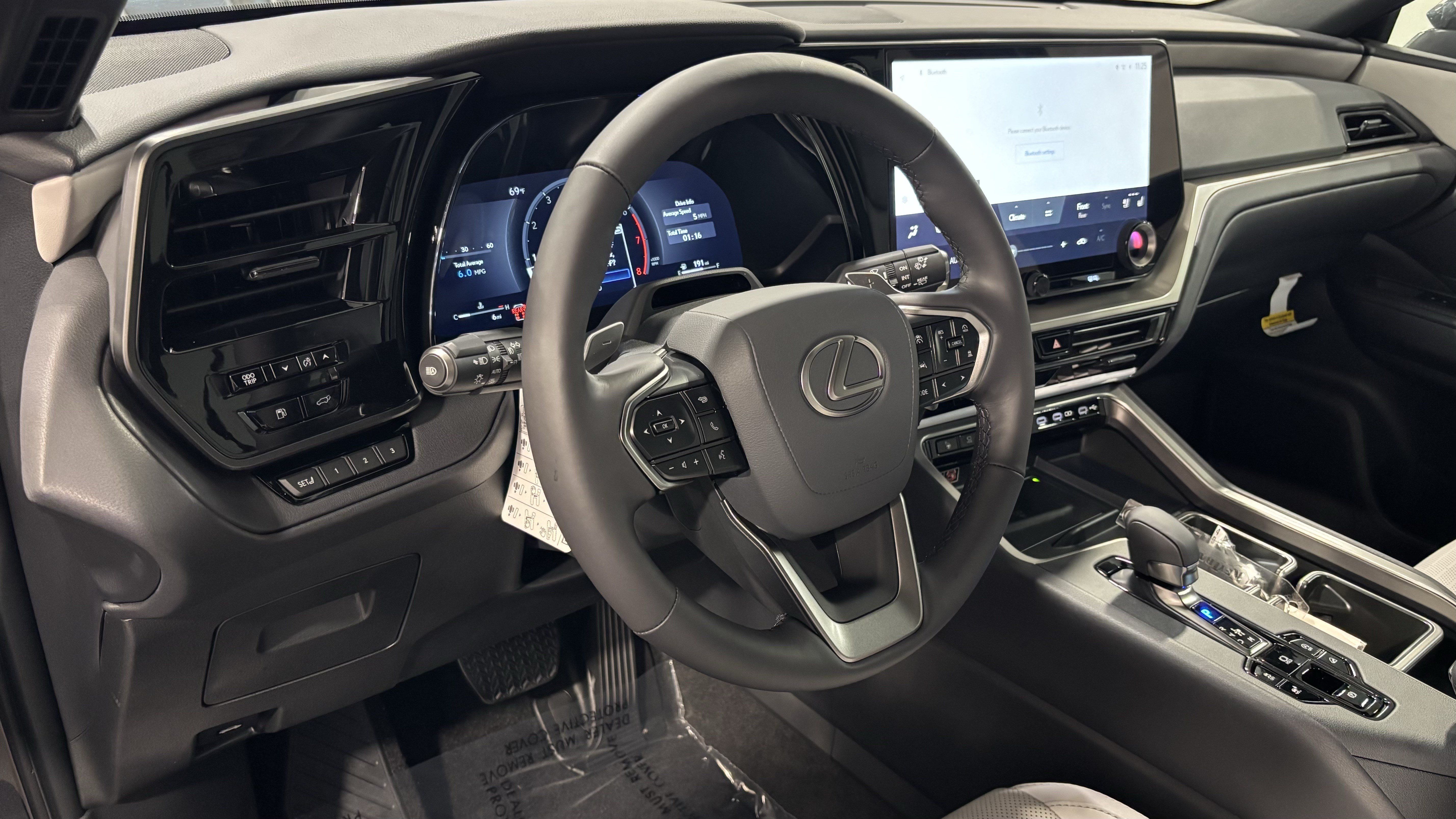 Used 2026 Lexus TX 350 AWD w/ Technology Package image 13