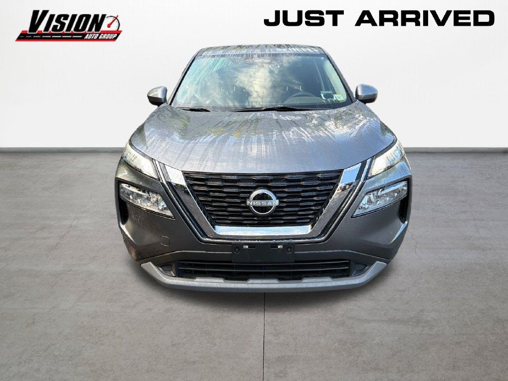 Certified 2023 Nissan Rogue SV AWD/4WD image 2