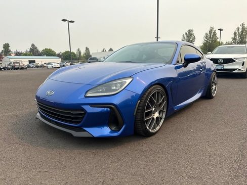 Used 2024 Subaru BRZ Limited w/ Popular Package 2 RWD image 3