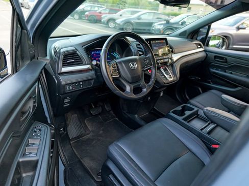Used 2023 Honda Odyssey Sport image 14