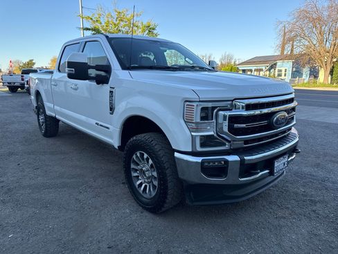 Used 2022 Ford F250 Lariat w/ Lariat Ultimate Package image 7