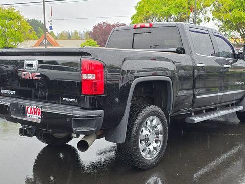 Used 2015 GMC Sierra 2500 Denali w/ Duramax Plus Package AWD/4WD image 41