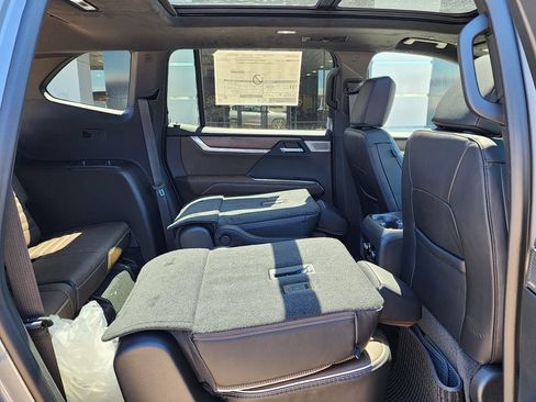 Used 2026 GMC Acadia Denali Ultimate AWD/4WD image 50