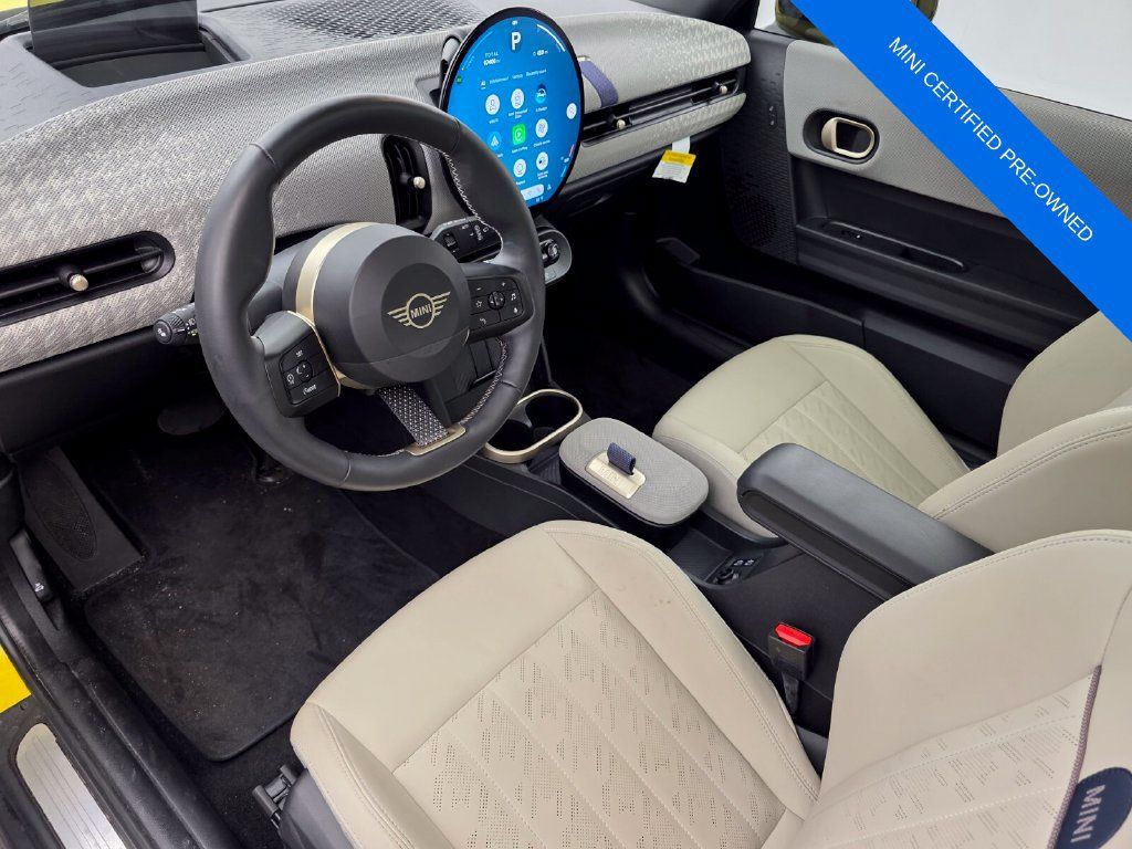 Used 2025 MINI Cooper S FWD image 10