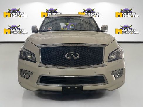 Used 2017 INFINITI QX80 4WD w/ Deluxe Technology Package image 2