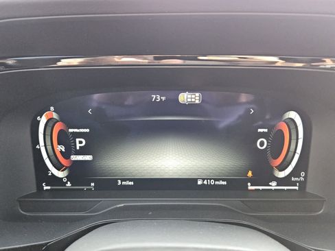New 2026 Nissan Pathfinder Platinum FWD image 14