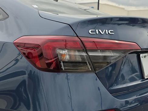 Certified 2025 Honda Civic Sport Touring image 11
