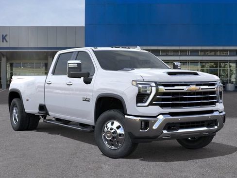 New 2026 Chevrolet Silverado 3500 LTZ w/ LTZ Texas Edition AWD/4WD image 7