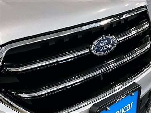 Used 2018 Ford Escape SE w/ SE Sport Appearance Package AWD/4WD image 33