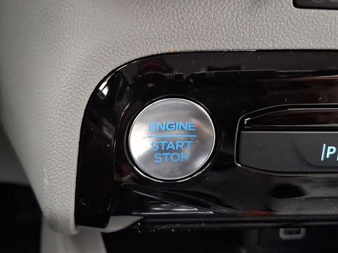 New 2026 Ford Escape SE w/ PHEV Premium Package FWD image 17