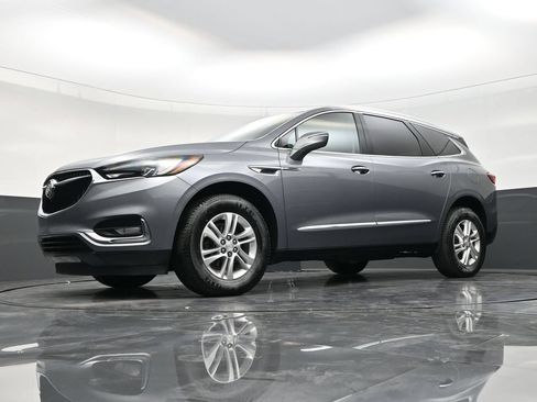 Used 2020 Buick Enclave Essence w/ Sound and Sites Package FWD image 19