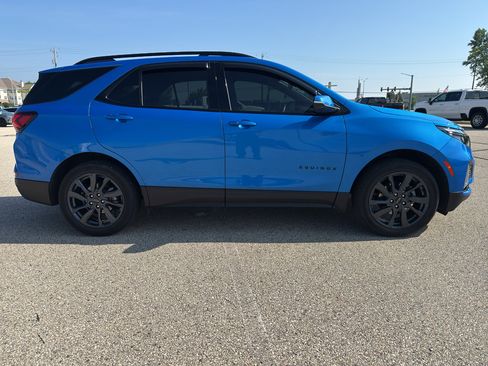 Used 2024 Chevrolet Equinox RS w/ RS Leather Package AWD/4WD image 5