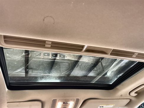 Used 2022 Mercedes-Benz GLE 350 image 26