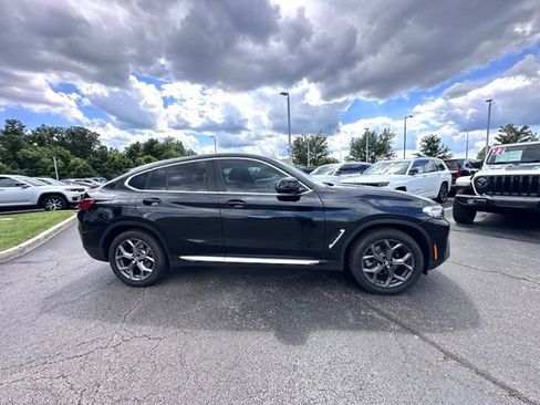 Used 2024 BMW X4 xDrive30i w/ Premium Package AWD/4WD image 16