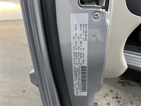 Used 2017 Dodge Grand Caravan SE w/ Power Window Group image 33