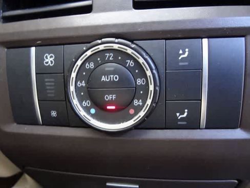 Used 2019 Mercedes-Benz GLS 450 4MATIC image 21