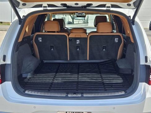 Used 2025 Genesis GV80 3.5T Prestige AWD/4WD image 11