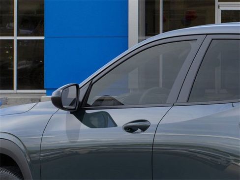 New 2026 Chevrolet Trax LS w/ LS Convenience Package image 13