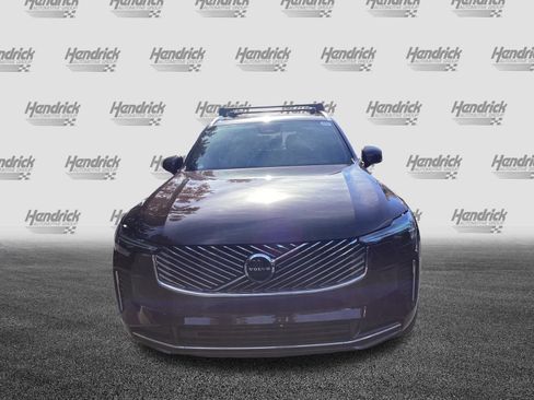 New 2026 Volvo XC90 B5 Core w/ Protection Package Premier image 3