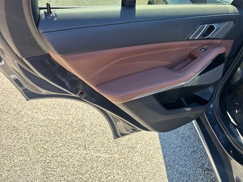 Used 2020 BMW X5 xDrive40i w/ Premium Package image 21