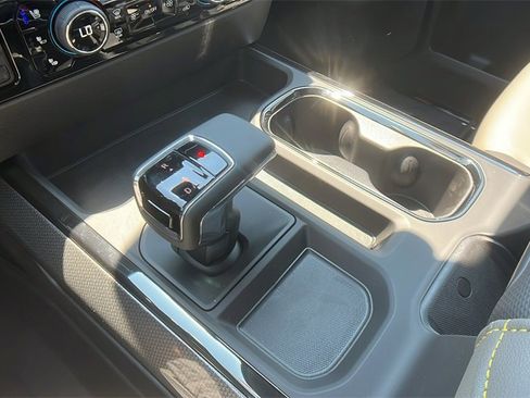 New 2025 Chevrolet Silverado 1500 ZR2 w/ Technology Package image 24