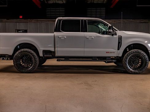 Used 2026 Ford F250 Lariat image 11