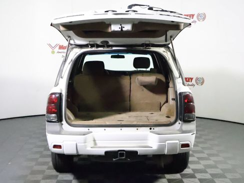 Used 2003 Chevrolet TrailBlazer LS w/ Preferred Equipment Group AWD/4WD image 12