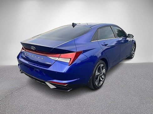 Used 2023 Hyundai Elantra Limited FWD image 6