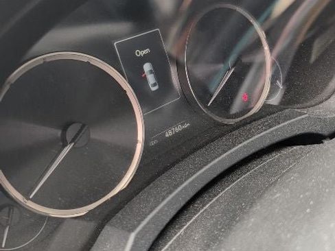 Used 2018 Lexus IS 300 AWD w/ Premium Package image 6