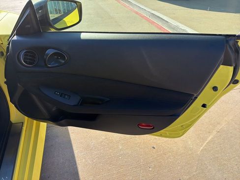 Used 2024 Nissan Z Sport w/ Floor Mat Package RWD image 15