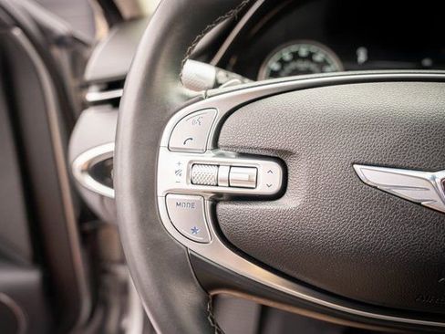 Used 2025 Genesis GV70 2.5T image 18