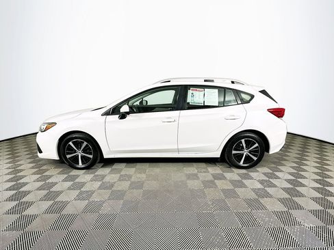 Used 2022 Subaru Impreza Premium image 6