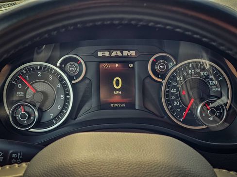 Used 2022 RAM 1500 Big Horn AWD/4WD image 16